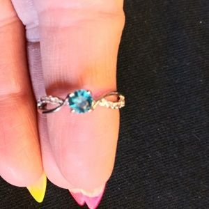 Gem stone ring